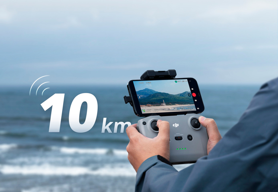 Possui transmisso de vdeo HD de at 10 km e possui excelentes recursos anti-interferncia para que voc possa voar mais longe e ver com mais clareza